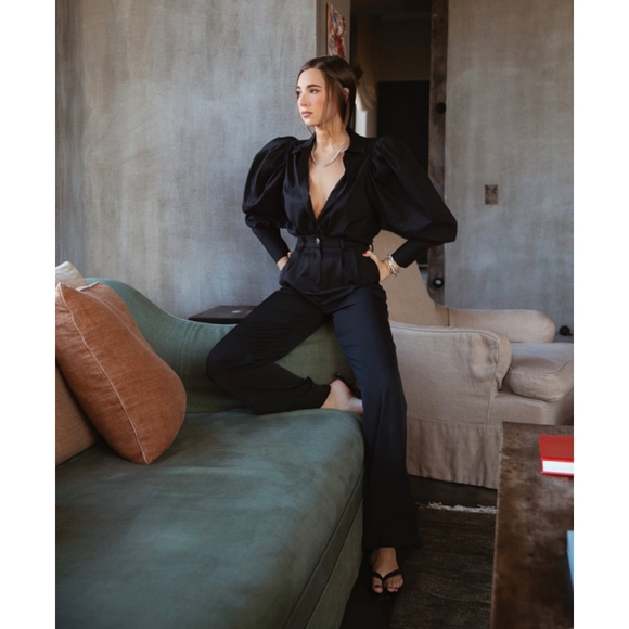 Hurry last day❗ Danielle Bernstein puff bodysuit - Picture 2 of 6